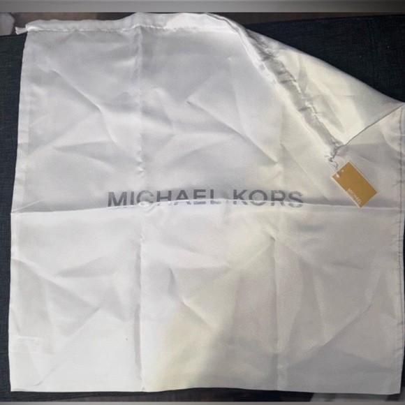 LOWSTART Michael Kors crossbody bag & phone wallet - Picture 2 of 12